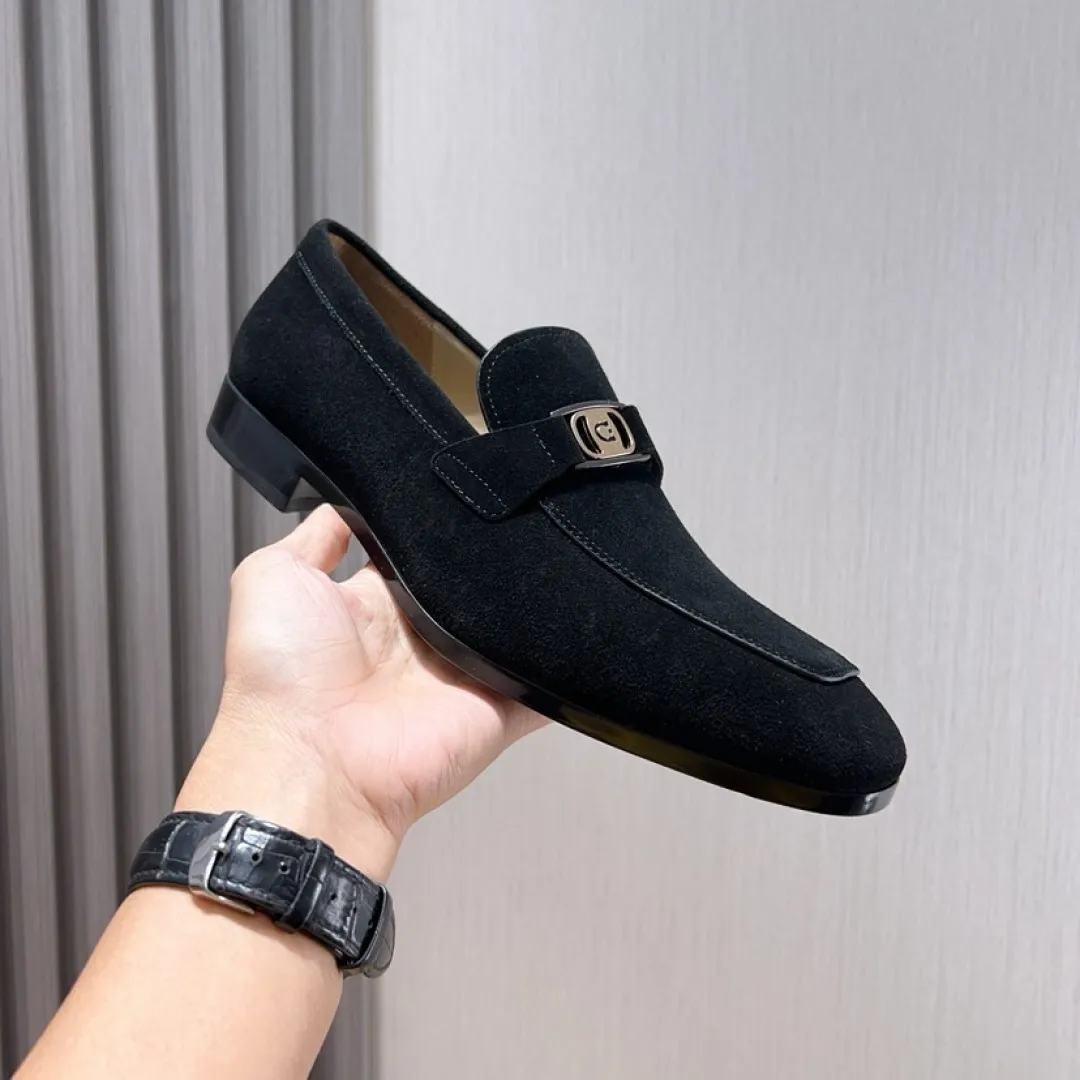 Factory P620💰🔥《Ferragamo》👏Latest•High-end top brand luxury~purchasing agent, top~quality. New fashionable business men's shoes🔜The uppers are made of original cashmere cowhide➕cowhide·lining, with fine workmanship. The original stylish and soft combination wear-resistant and non-slip outsole is light and comfortable on the feet. The real thing looks better in real life. Size: 38/44